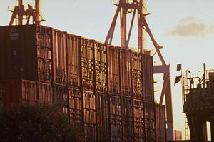 「高所作業の効率化を実現する気圧リフターのレンタルガイド:安全性とコストパフォーマンスを考慮した選び方」