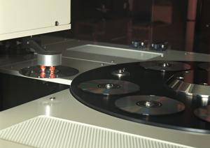 素材がゴールドの結婚指輪の魅力とは